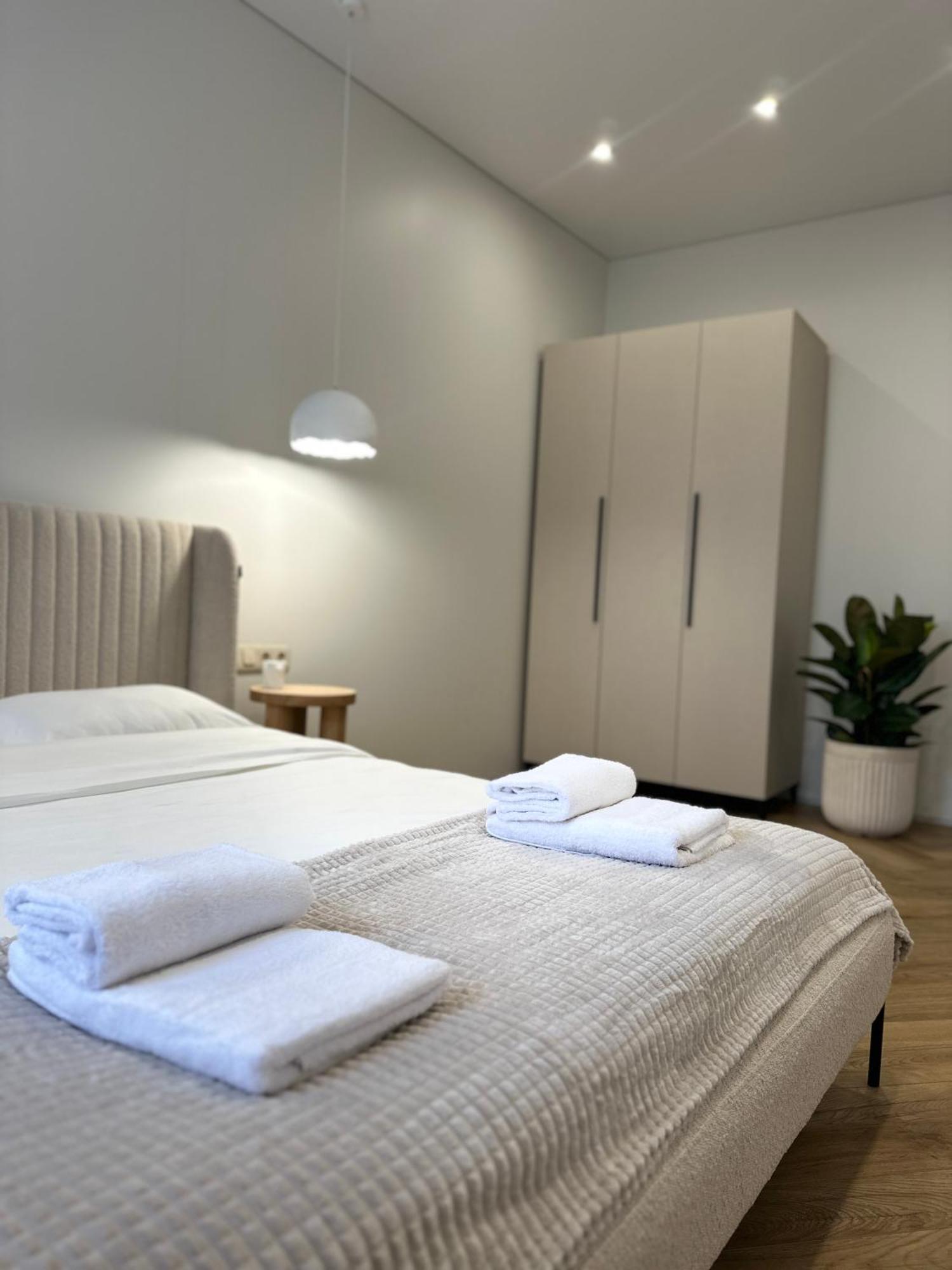Other Apartments Ιβανό-Φρανκίβσκ Εξωτερικό φωτογραφία